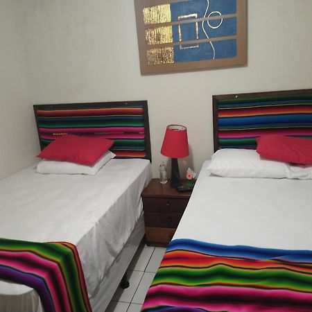 Hotel Antiguo Antiguo Cuscatlán Szoba fotó