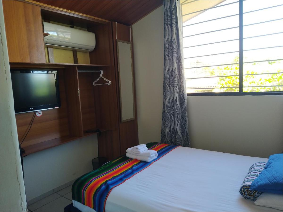 Hotel Antiguo Antiguo Cuscatlán Szoba fotó