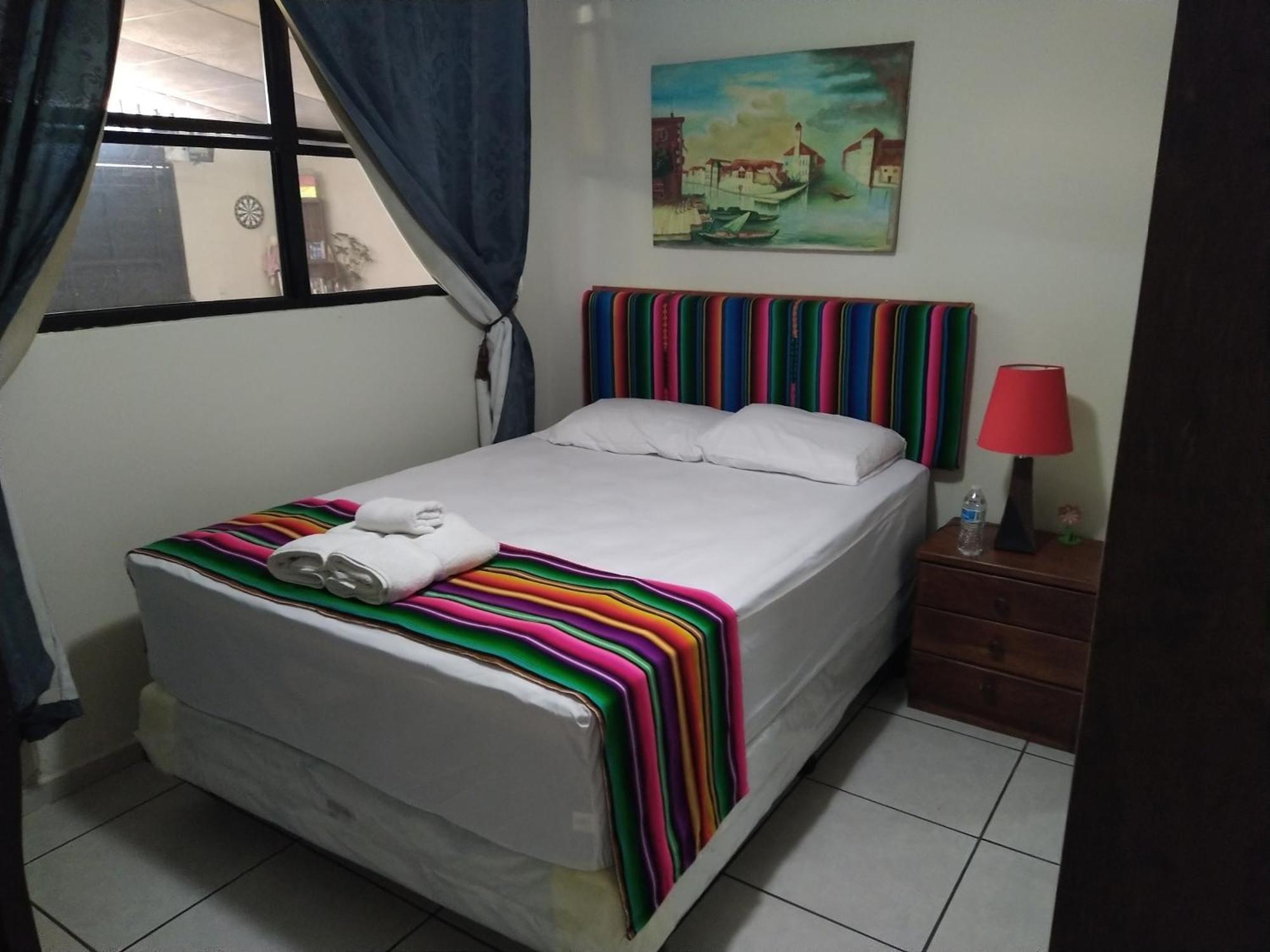 Hotel Antiguo Antiguo Cuscatlán Szoba fotó