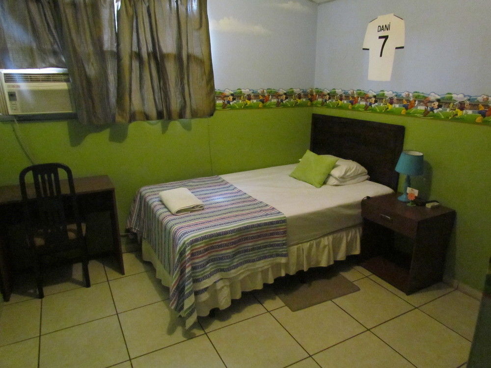 Hotel Antiguo Antiguo Cuscatlán Kültér fotó