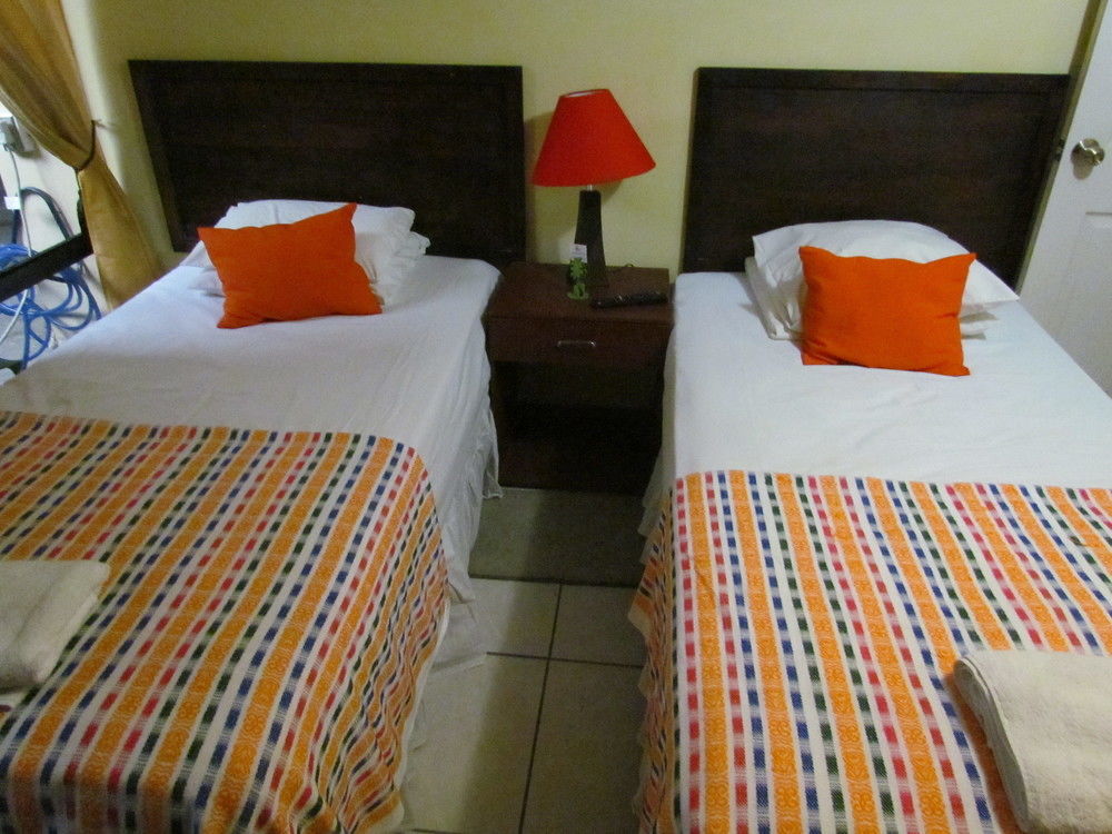 Hotel Antiguo Antiguo Cuscatlán Kültér fotó