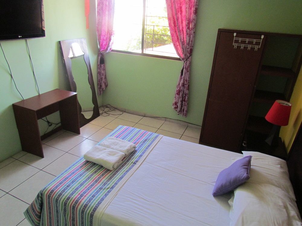 Hotel Antiguo Antiguo Cuscatlán Kültér fotó